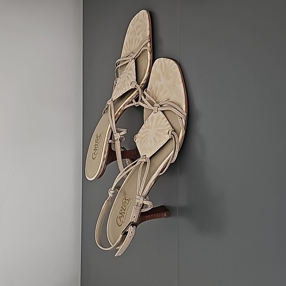 Strappy heel - Picture 2 of 2